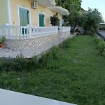 Lovely View Apartments
